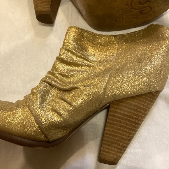 Seychelles gold glitter leather upper bootie size 7 - Picture 2 of 9